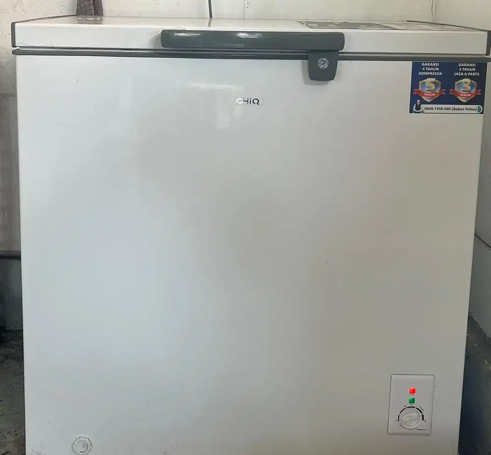 CHiQ Chest freezer ccf 218dw Kapasitas 210 Liter