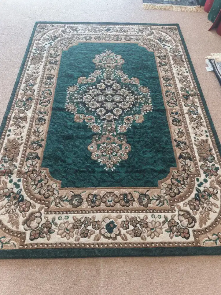 Karpet Permadani Dinasty