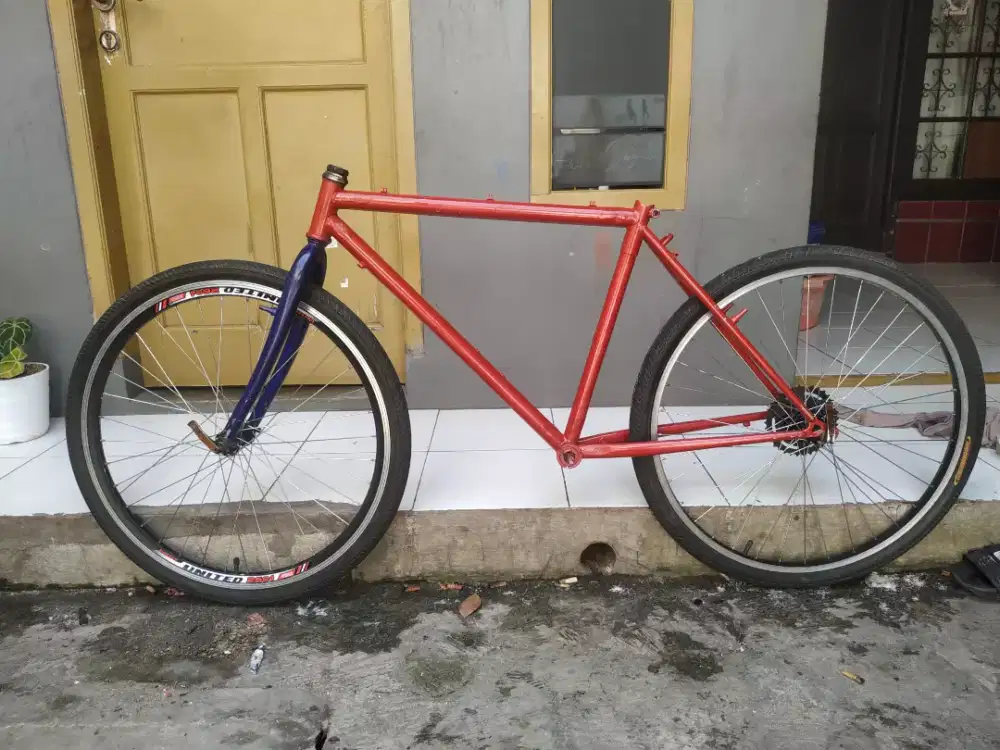 Frame Set Kuwahara