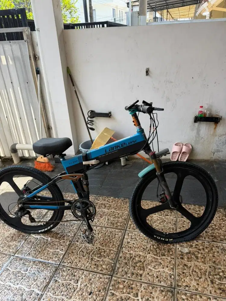 Sepeda gowes ada batere listrik