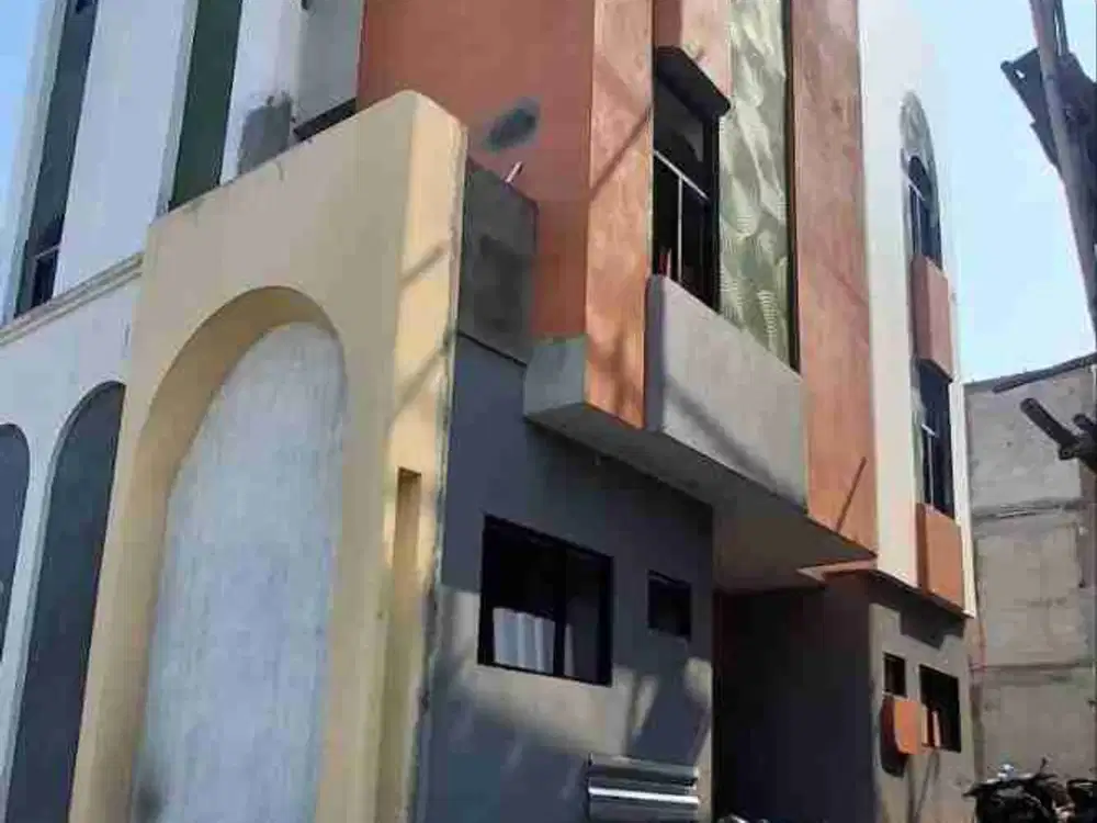 Jual Kosan Baru 6 Kamar + 6 KM Kos dekat Kampus UI Kota Depok (2 Unit Lagi )