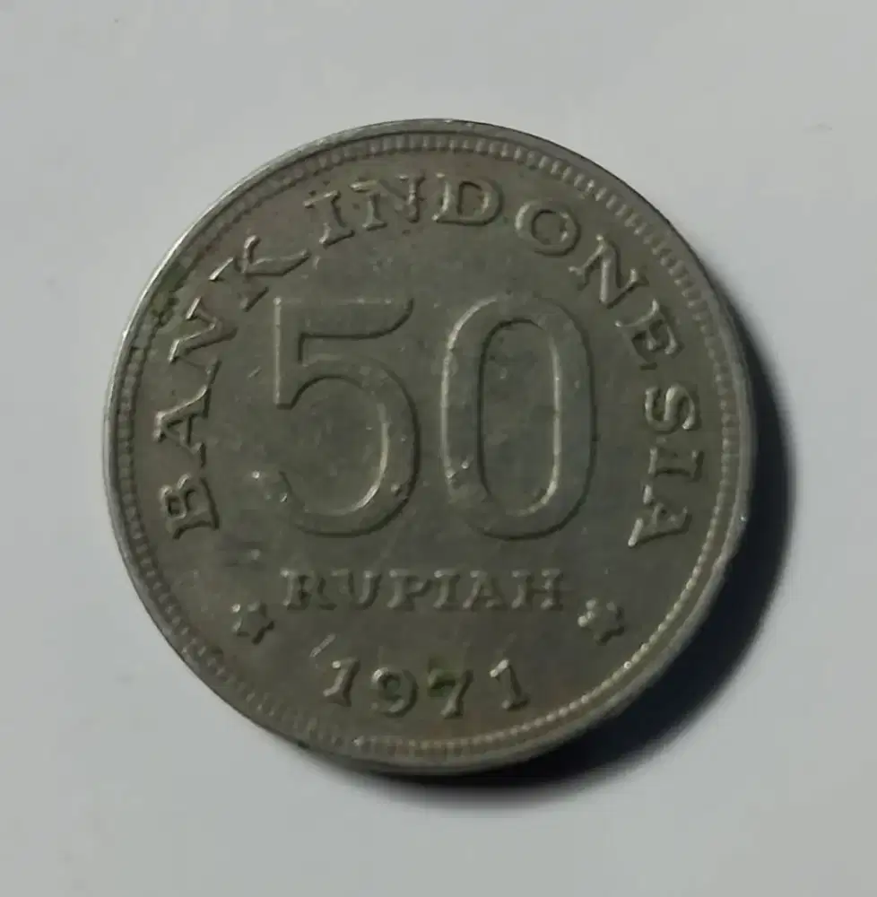 Uang koin 50 rupiah