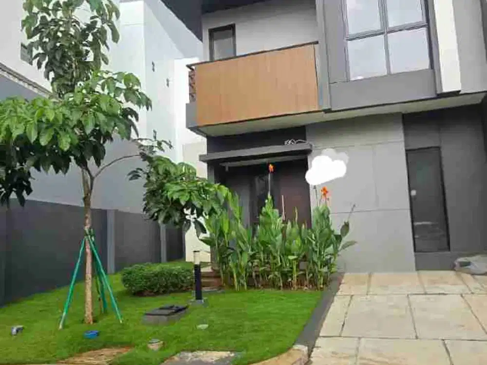 rumah 2 lantai siap huni di sumarecon crown gading harapan indah