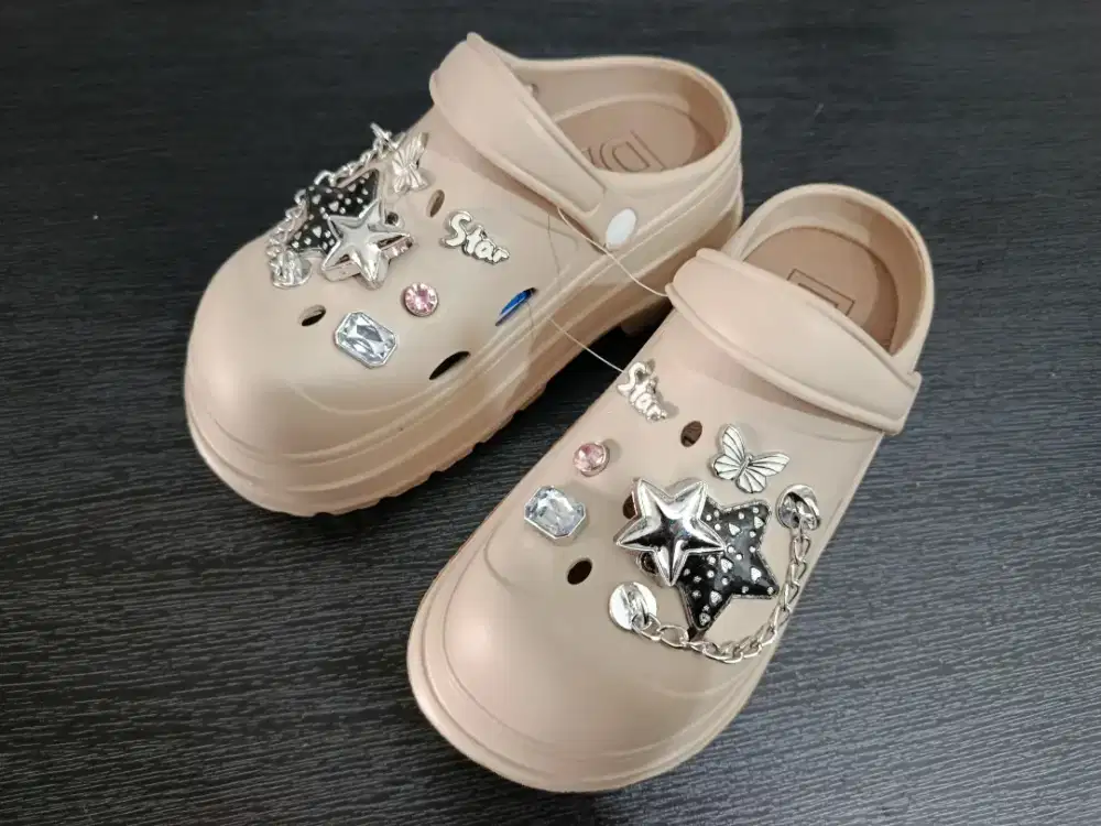 Sandal Wanita Daphani Star