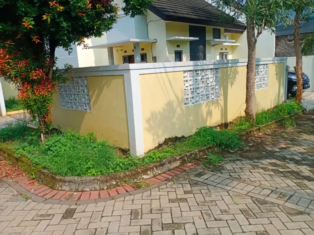 Di Sewakan Rumah Luas Posisi Hook di Jalan Nusa Indah SUBANG