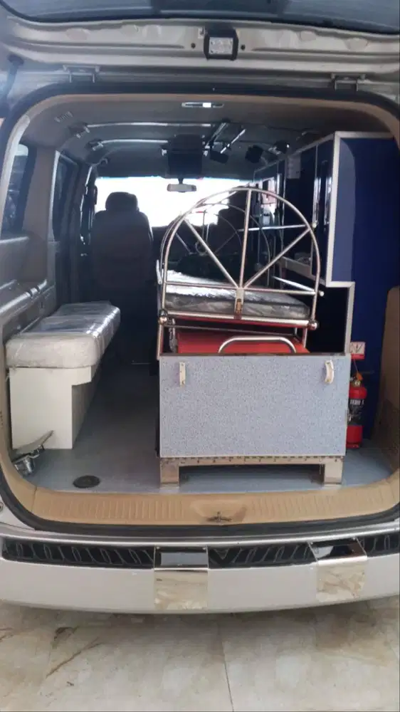 mobil ambulance second multifungsi bisa buat ambulance dan mo