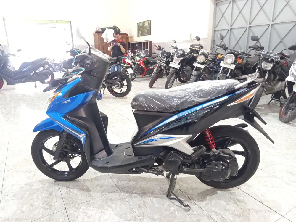 Yamaha Xeon 2010 Murah