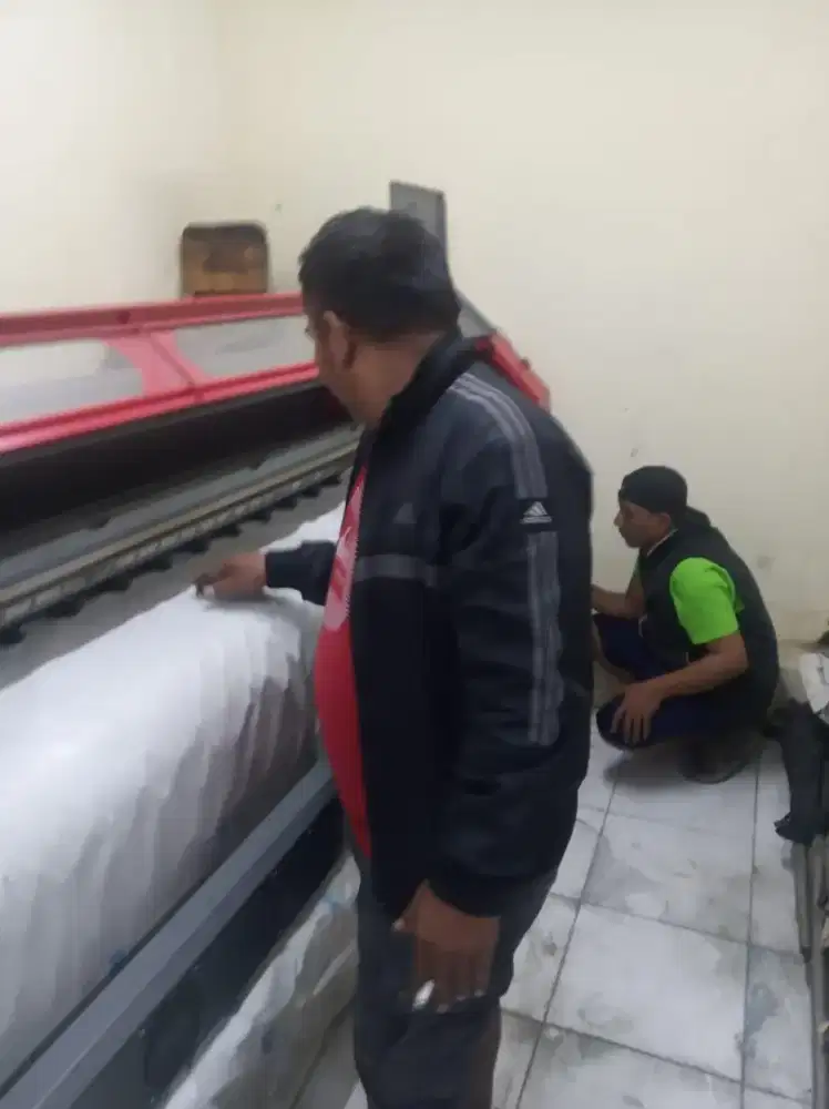 Mesin Spanduk Baner outdoor laysander km315 35PL