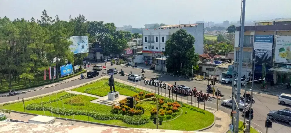 Mencari kerja pekerjaan driver atau kasir
