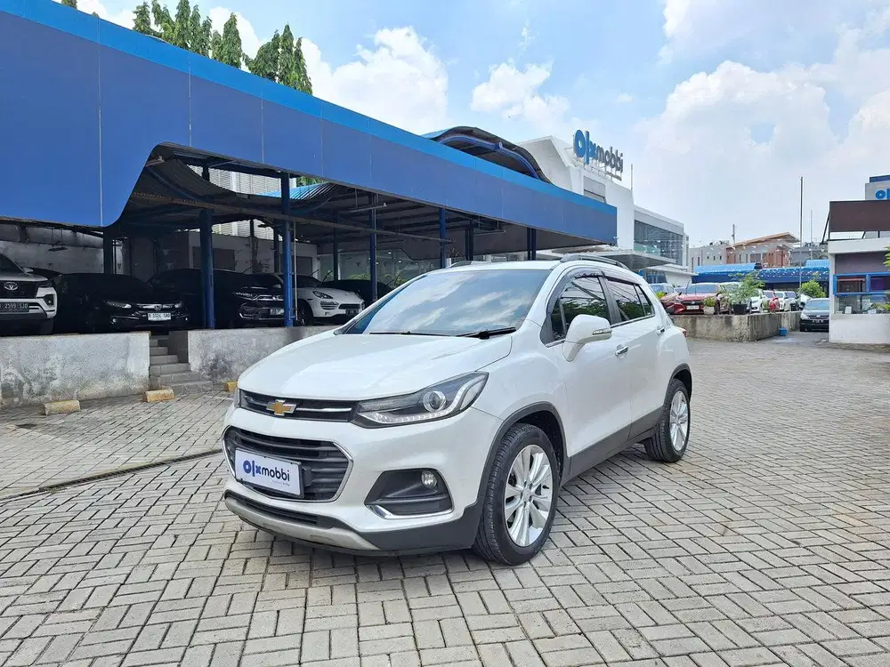 DP 1 JUTA Chevrolet Trax 1.4 Premier Bensin-AT 2018 Putih CKVJB