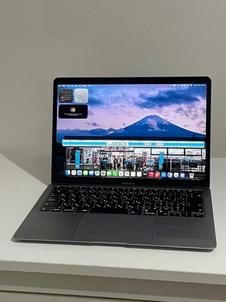 MacBook Air 2020 M1 8/256