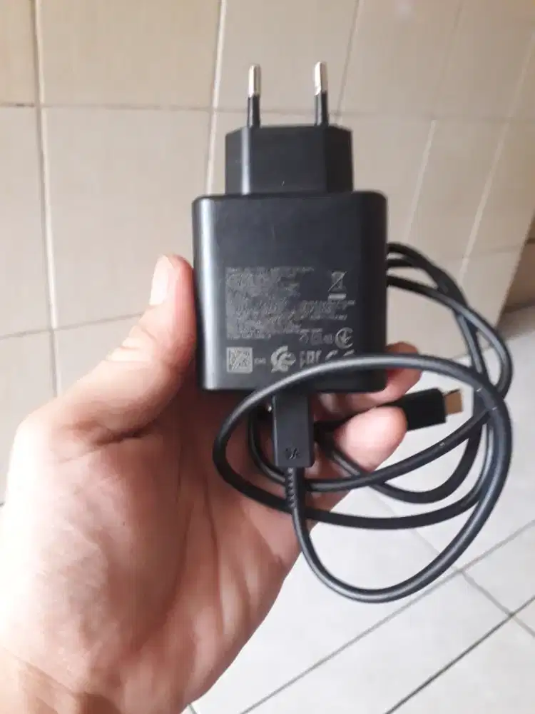 Charger 45 watt Samsung