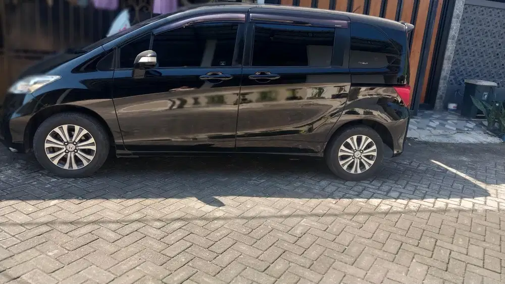 Honda Freed 2014 Bensin