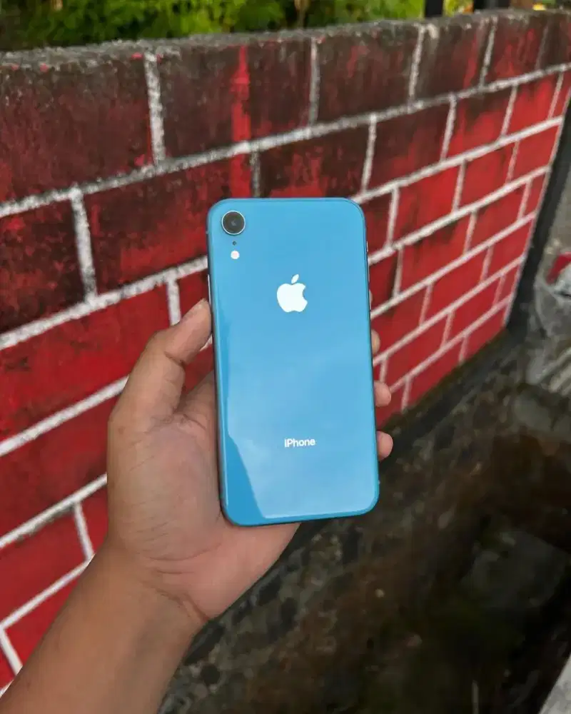 IPhone XR 64GB Lengkap Sinyal Permanent