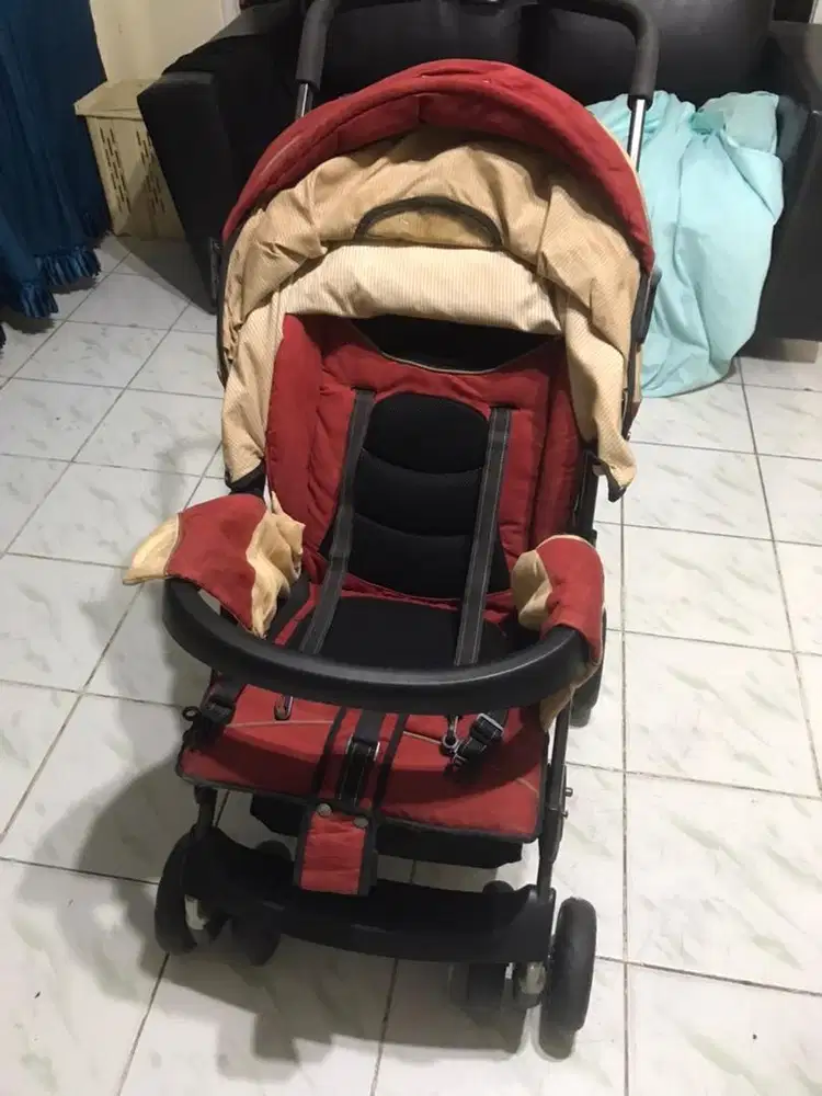 Stroller bagus, sangat layak pake,  , buka tutup mudah