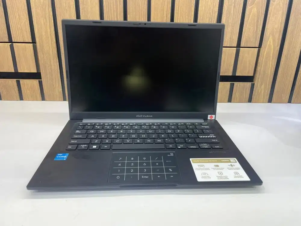 Asus x1404va intel core i3-1315u 8gb