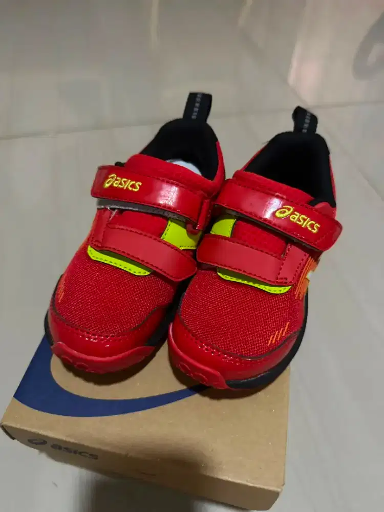 SEPATU PUSHBIKE ASICS NEW GRESS