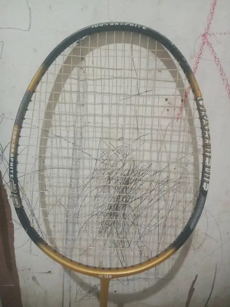 Raket badminton gosen