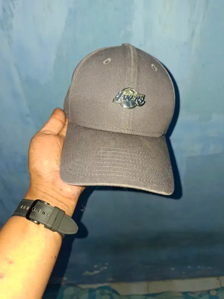 topi new era,masih bagus terawat