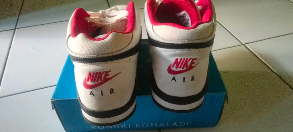 Jual sepatu Nike Air