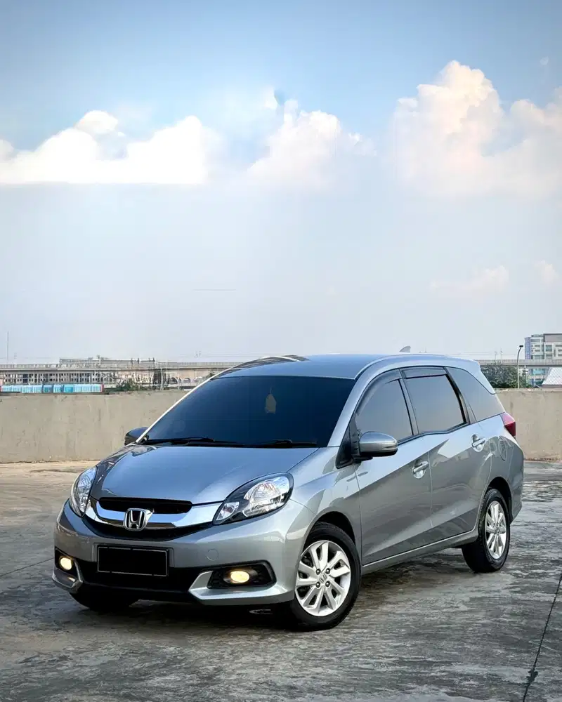 Honda Mobilio E Automatic 2016 (tgn-1 dri baru)