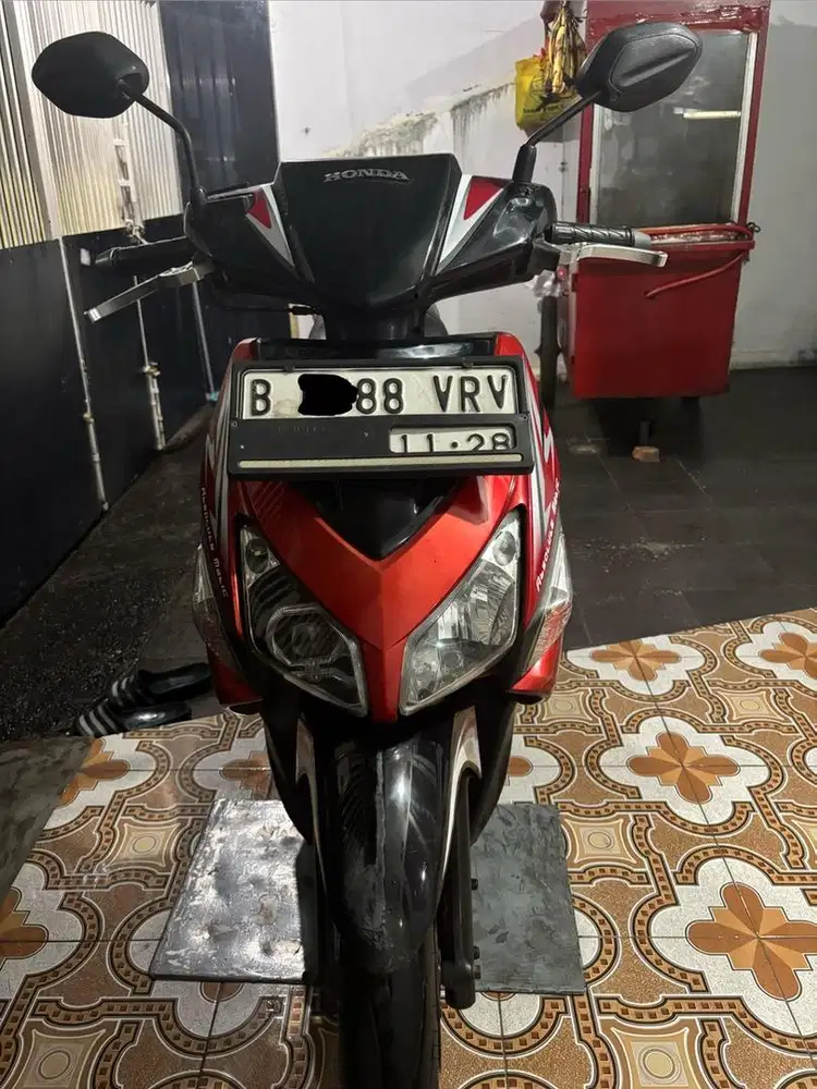 Dijual motor pemakaian pribadi/ Pajak On panjang