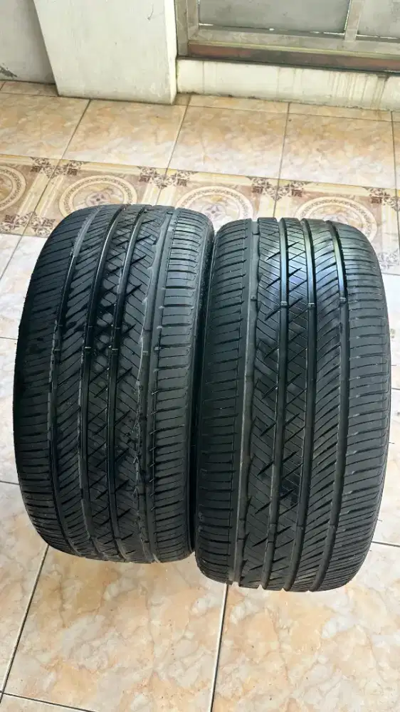 Ban R18 245/40 99%