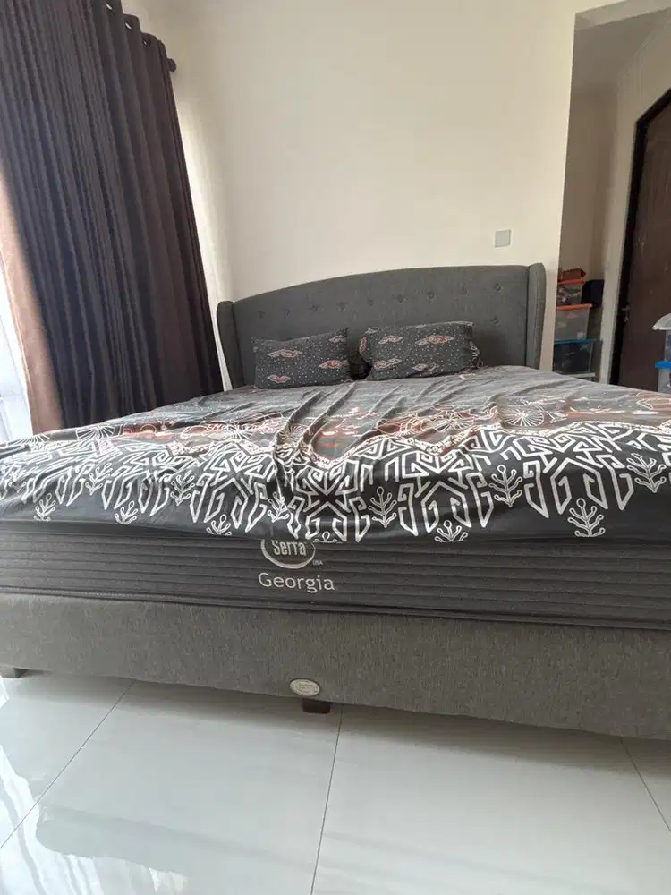 Kasur serta kondisi seperti baru