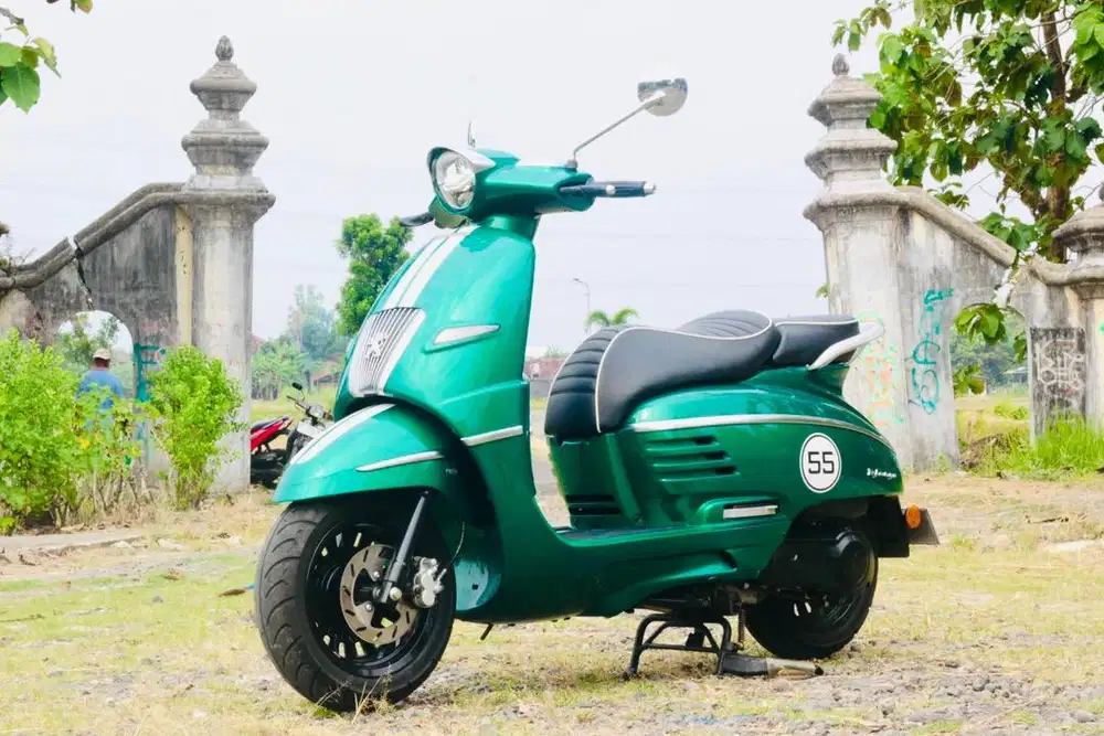 Peugeot Django 150 ABS mulus seperti baru Xmax 250 Forza 250 MP3