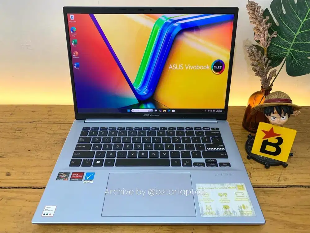 Laptop Asus Vivobook Pro 14 OLED Ryzen 7 5800H RAM 16 / 512