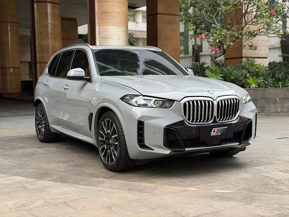 Km low 14rb! BMW X5 M-Sport xDrive40i 2024!