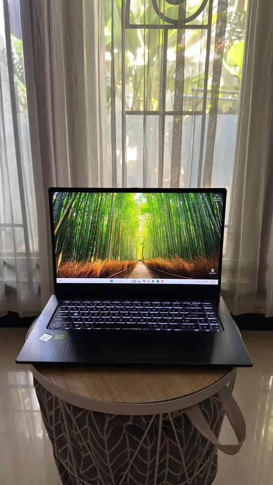 Laptop MSI Modern 15