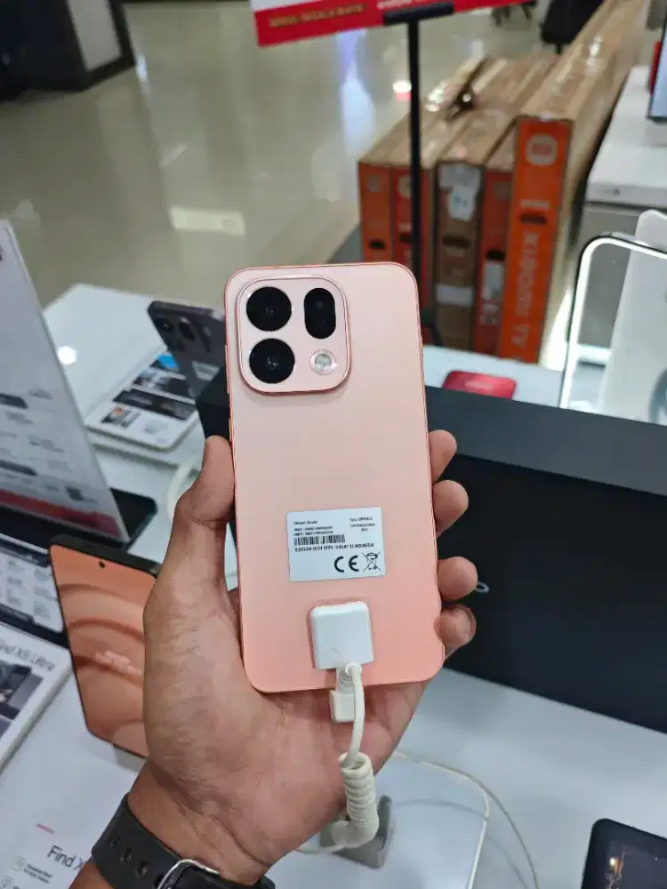 Oppo Find X9s ready bisa cicilan syarat cukup KTP tanpa DP tanpa bunga