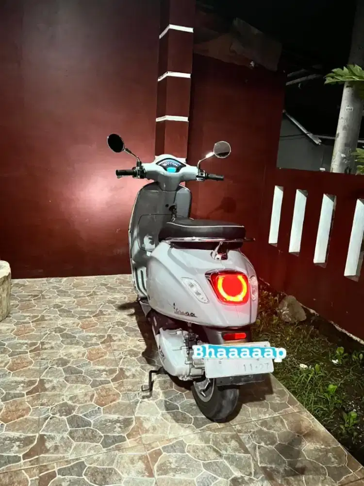 Vespa Primavera 2022