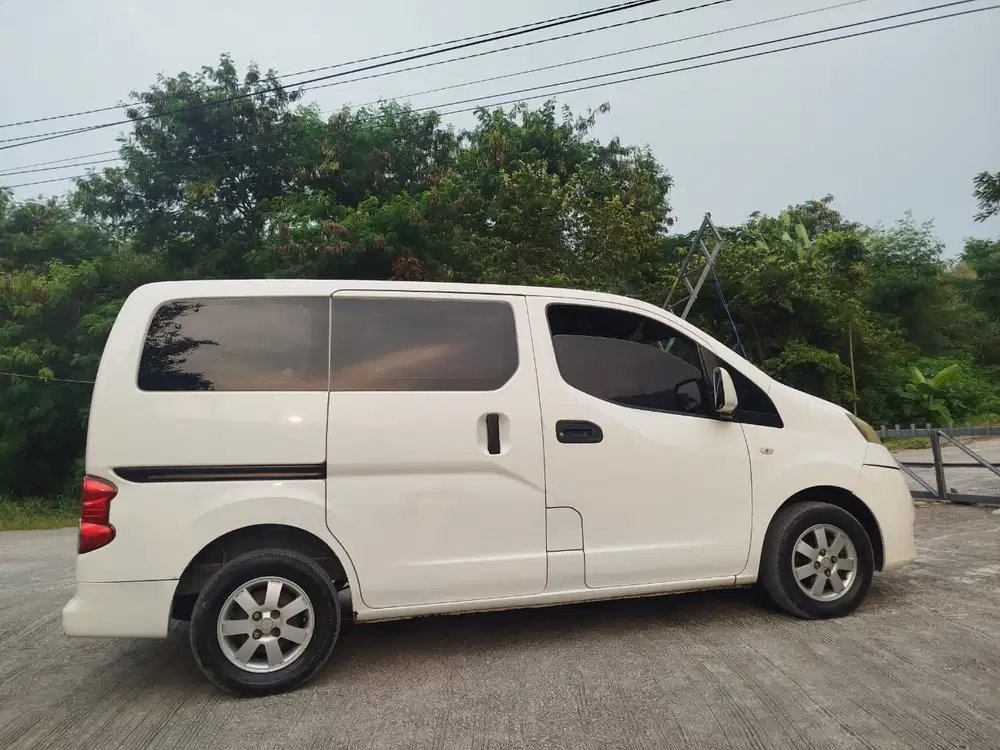 Nissan Evalia 2012 Bensin