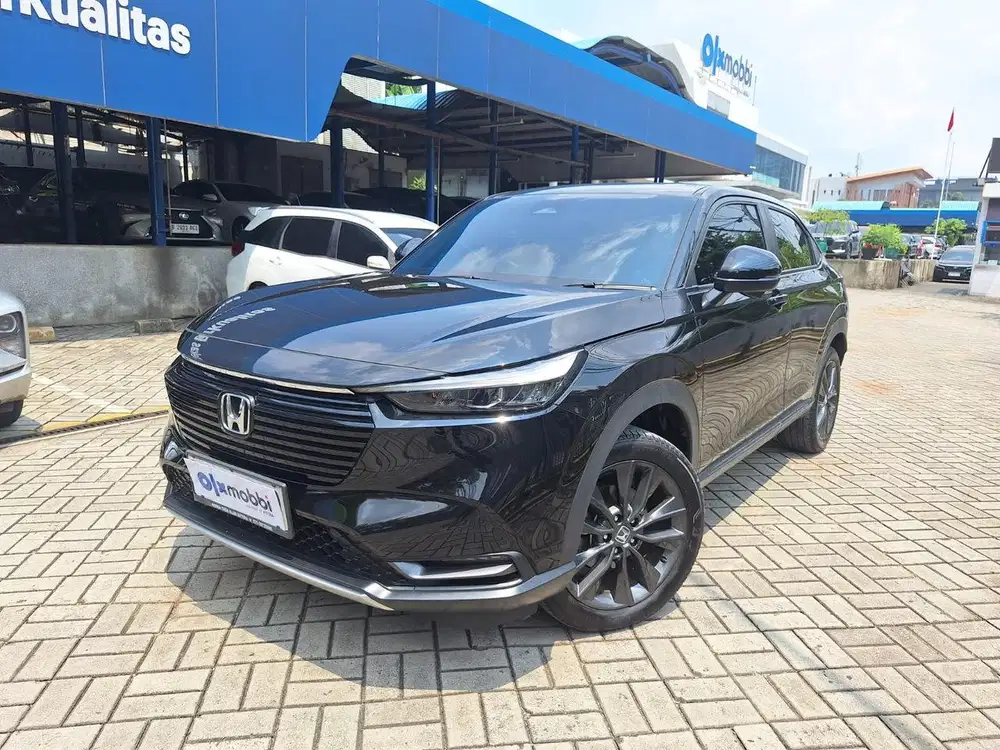TDP 1 JUTA Honda HR-V 1.5 SE Bensin-AT 2024 Hitam CRZSB