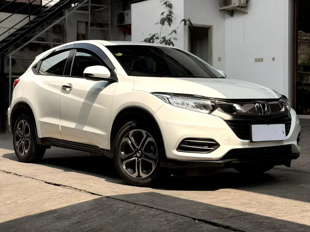 LOW KM PAJAK PANJANG Honda HRV SE AT 2022 Istimewa Condition
