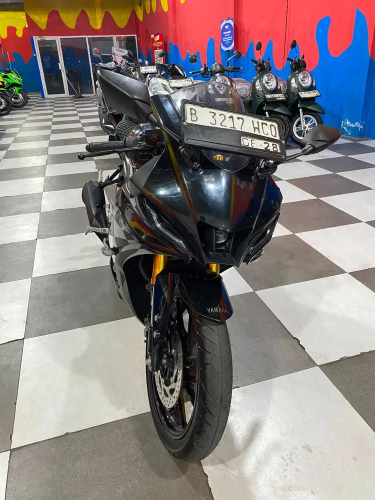 ( DP 500 ) Yamaha R15 V4 Connected 2023