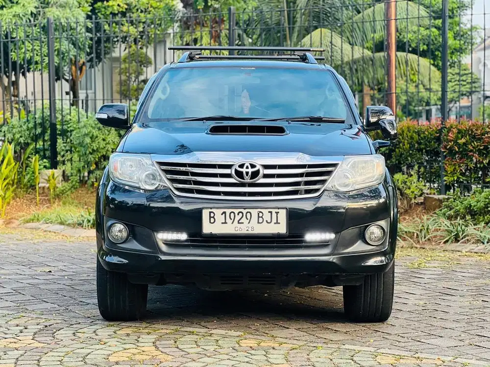 Toyota Fortuner VNT 2.5AT 2013, HITAM TGN 1, ADA BARCODE