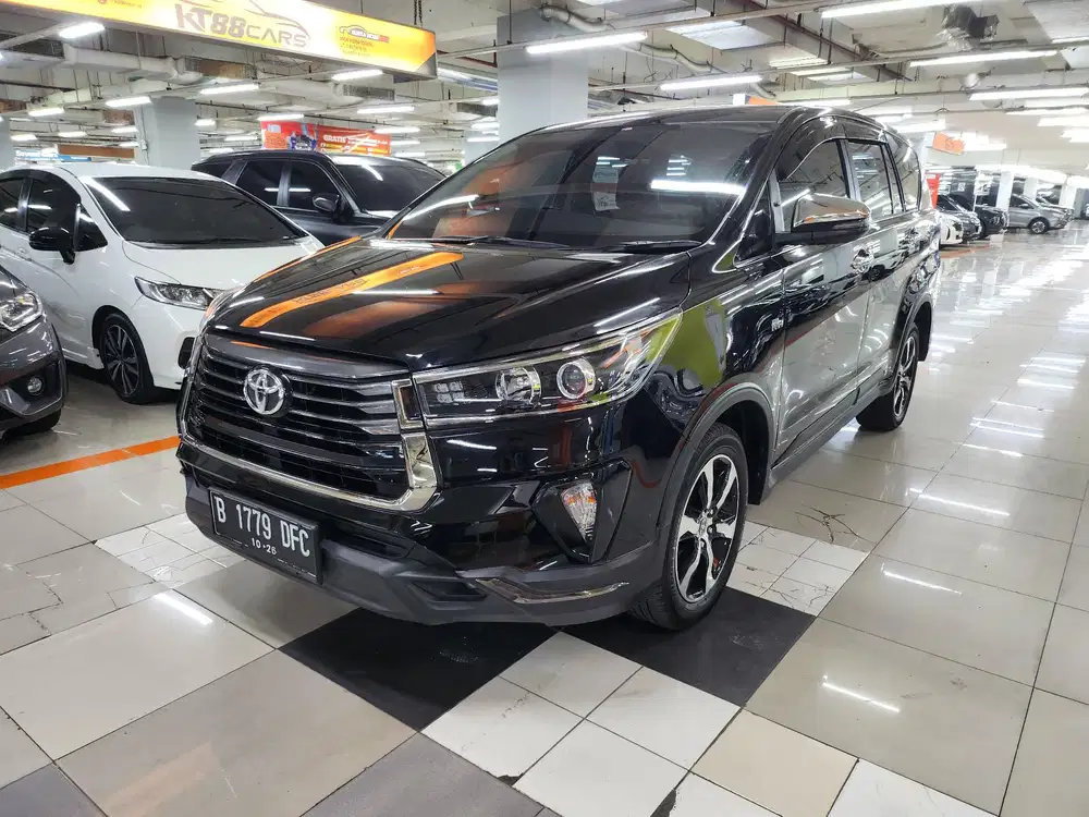 Toyota Kijang Innova Venturer 2.0 AT
Th 2021 (Nik 2021)