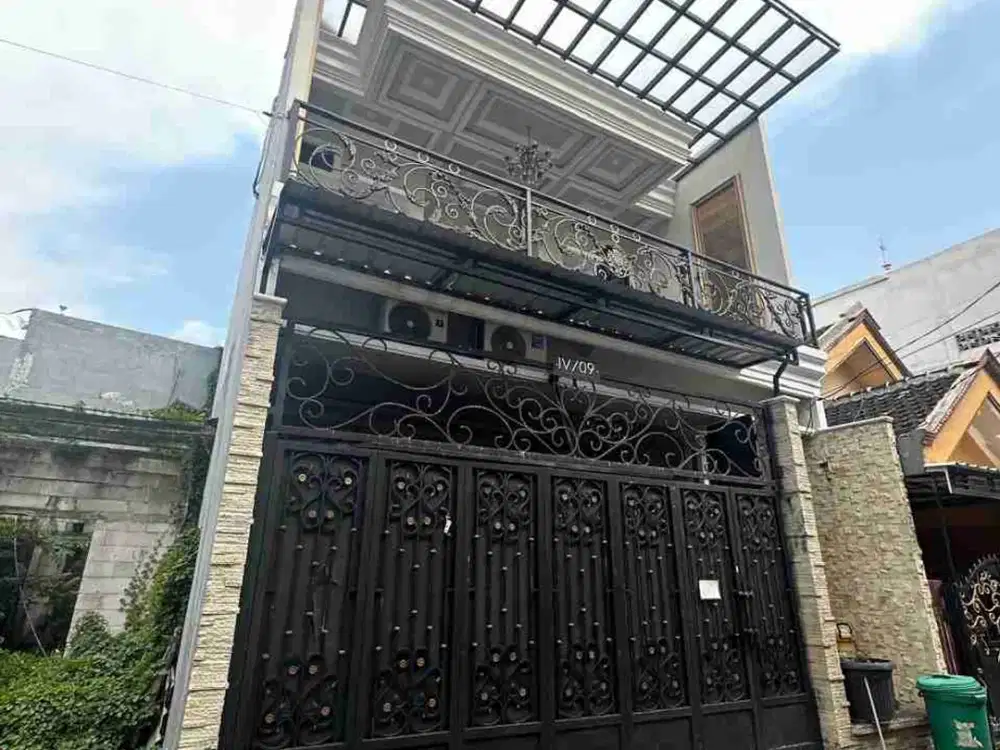 DI JUAL RUMAH 

JLN  : KENDUNG REJO IV NO 09
KEL. : SEMEMI 
KEC. : BENOWO 
KAB  : SURABAYA