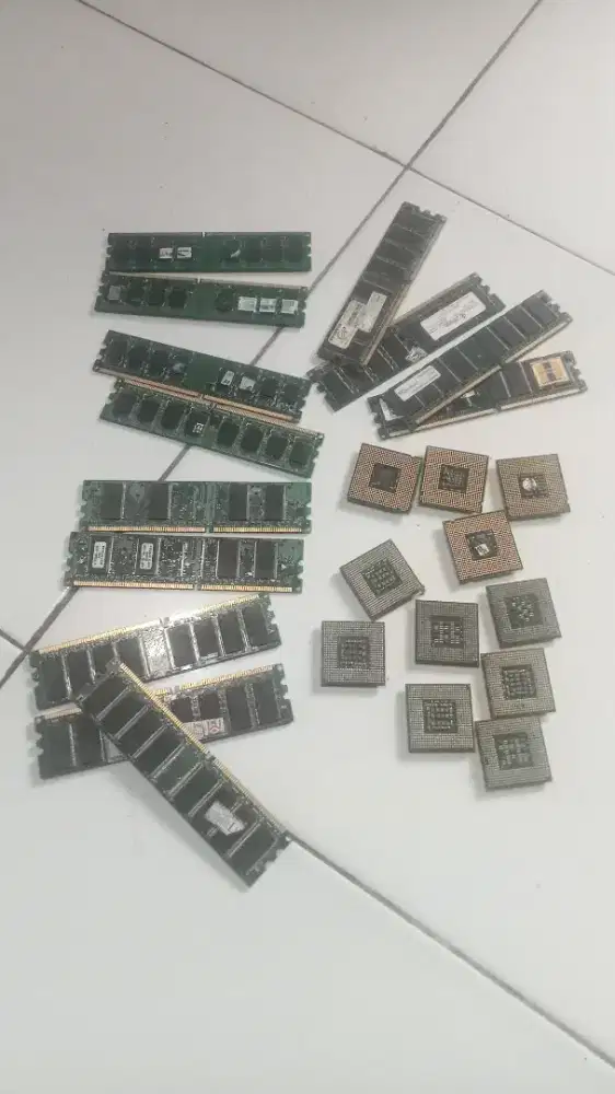 Di cari elektronik rumah tangga rusak mati