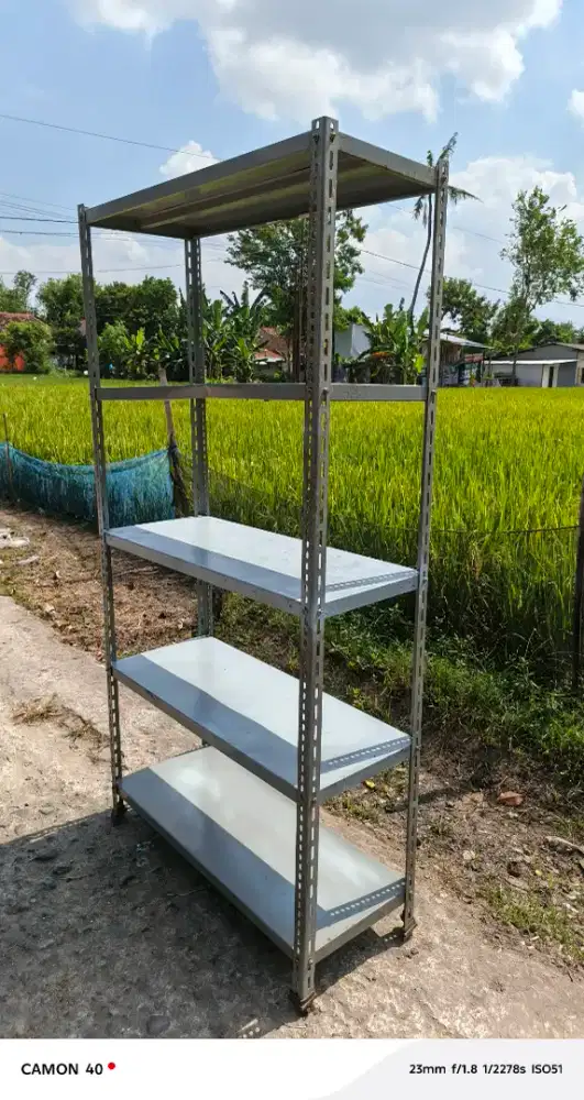 Rak Gondola Besi Tempat display barang dagangan uk T 2m x P 1m x L40