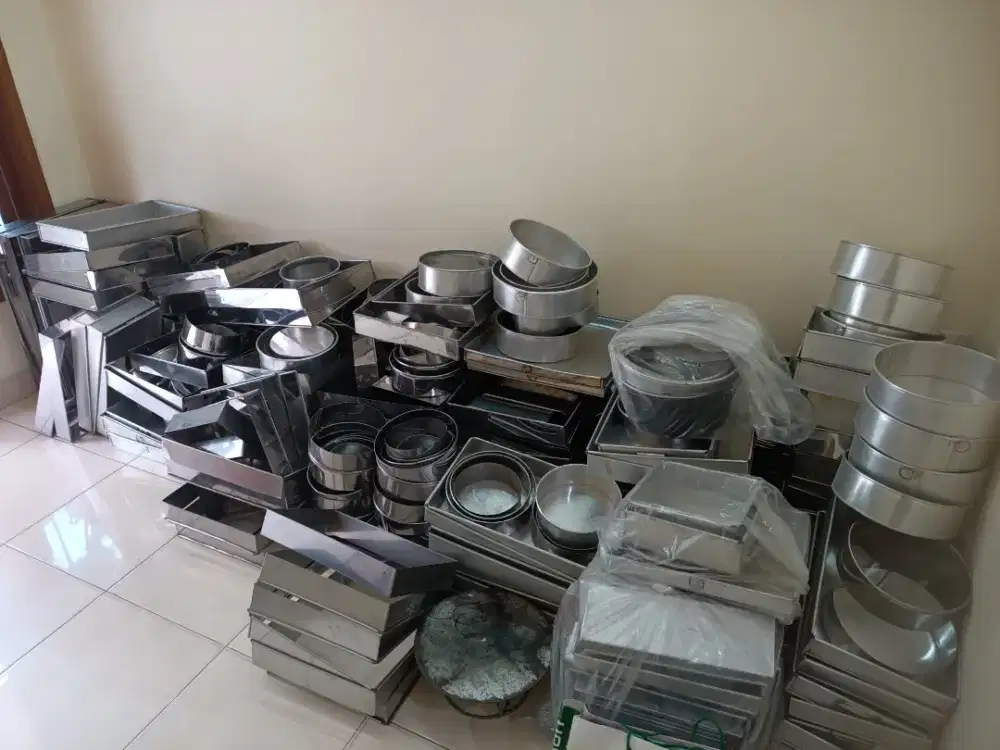 PERALATAN BEKAS USAHA CAKERY