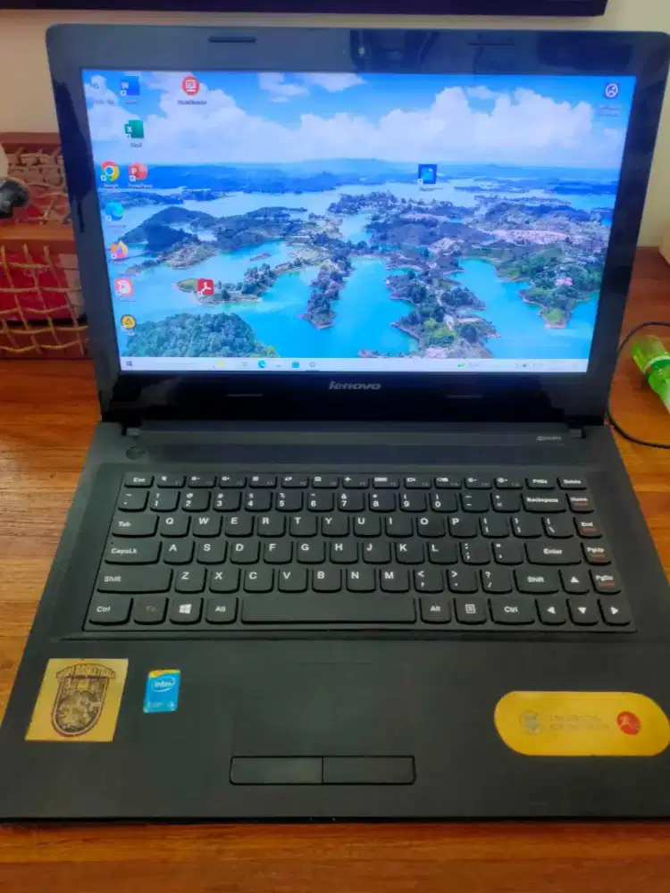 Laptop bekas lenovo