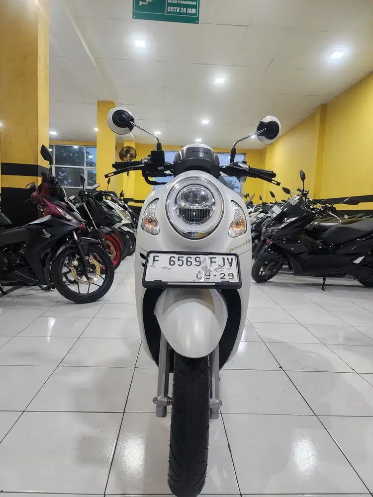 HONDA SCOOPY PRESTIGE 2024