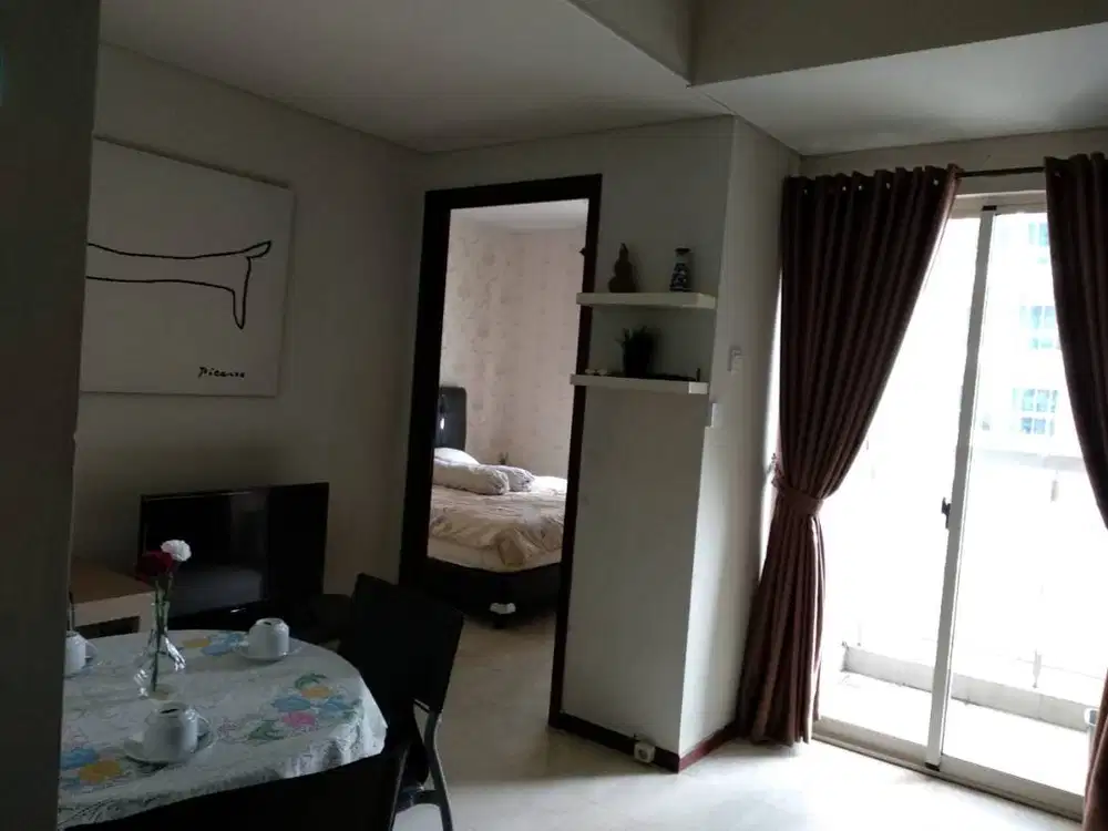 Disewakan apartemen royal type 1 bed room furnished