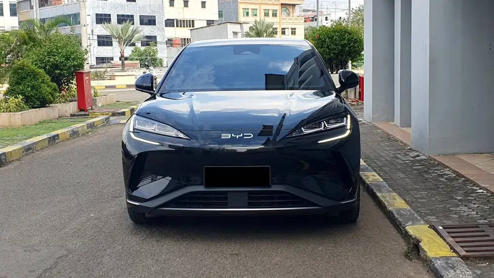 BYD Sealion 7 Performance AWD 4.5s Cosmos Black 2025 Like New Low Km