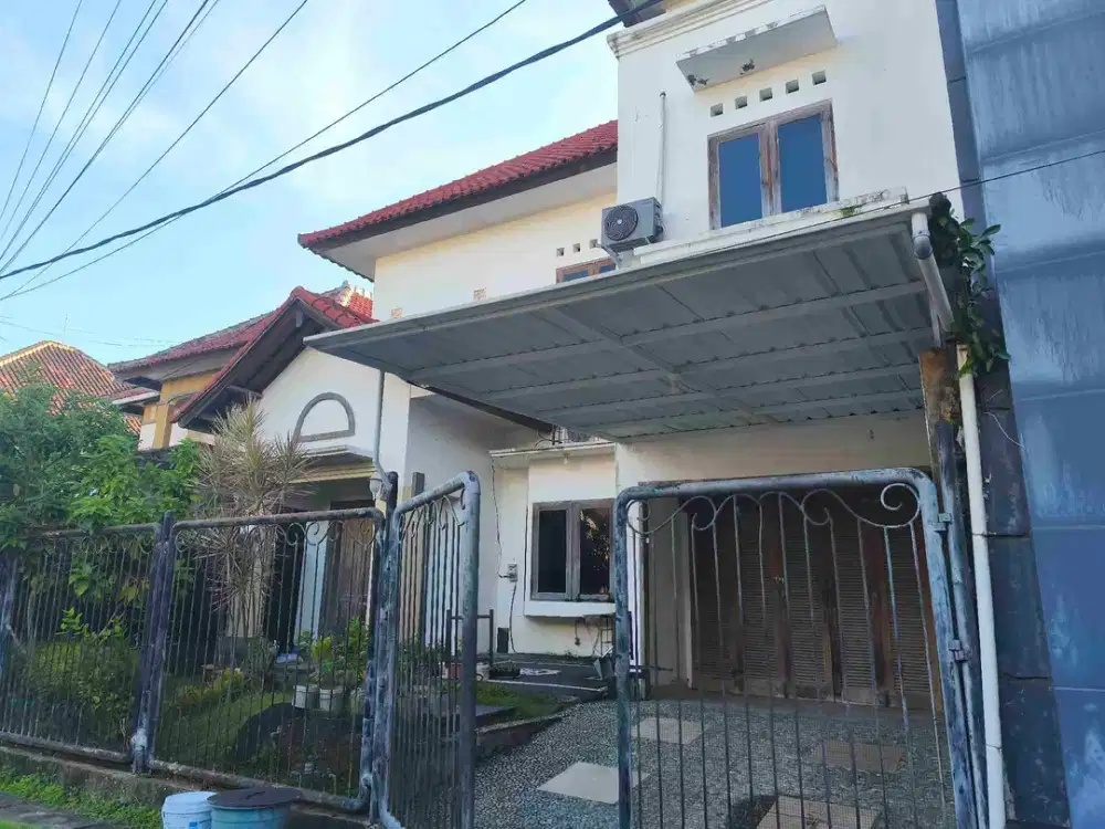 jual rumah 2 lantai luas 2,5 are di perum.Sidakarya Sanur Bali