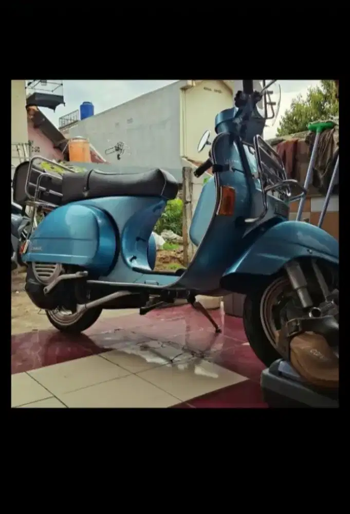 Di jual Vespa Exel